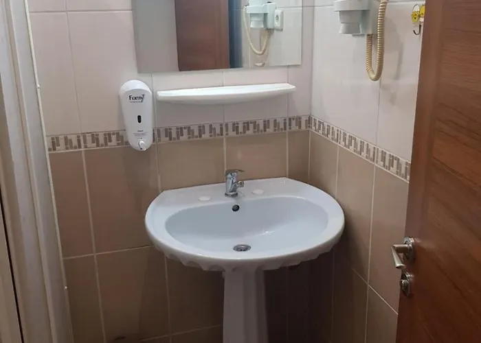 فندق فيرييل سنتروم فتحية